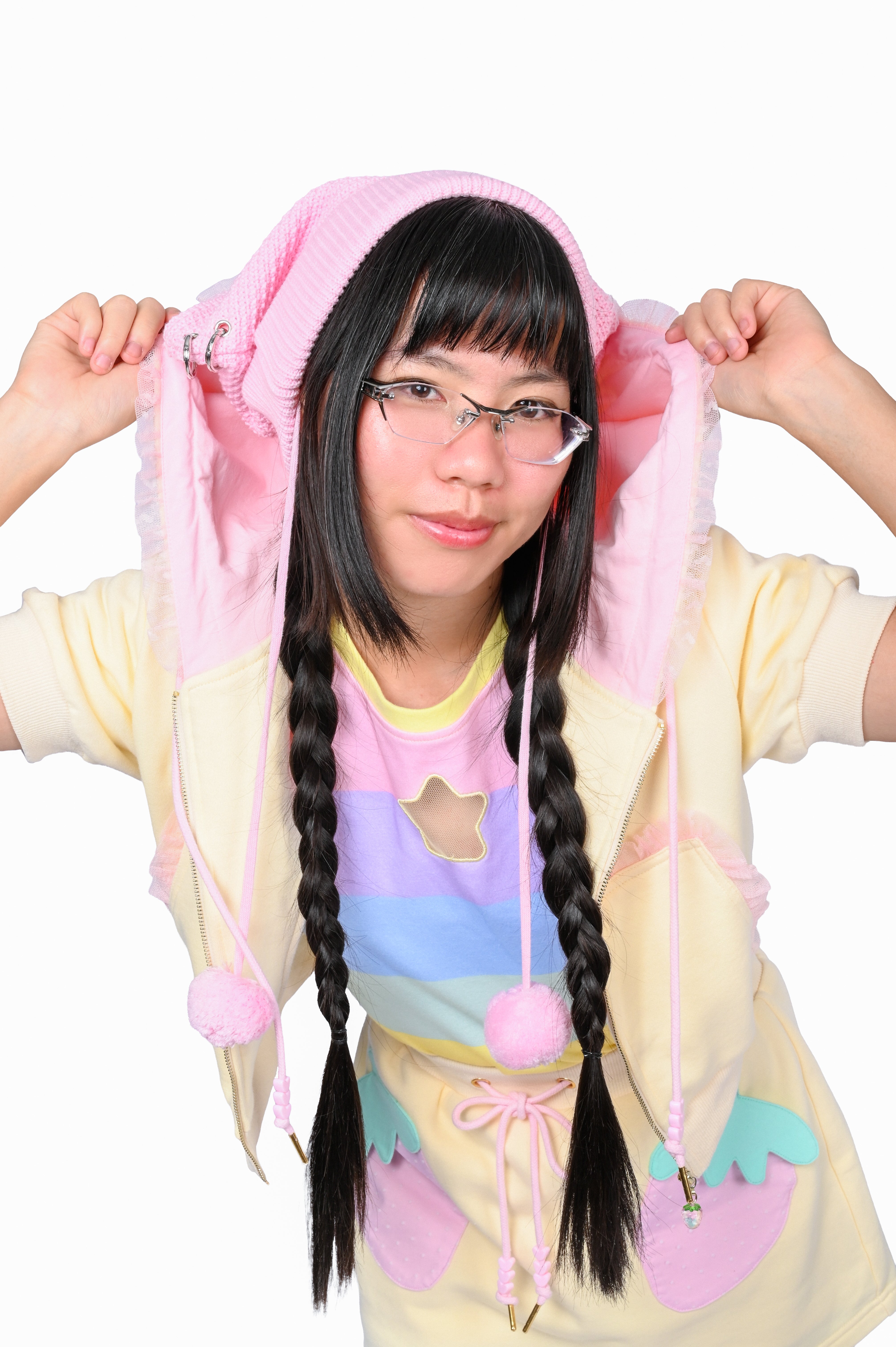Strawberry Short-Sleeve Cropped Hoodie