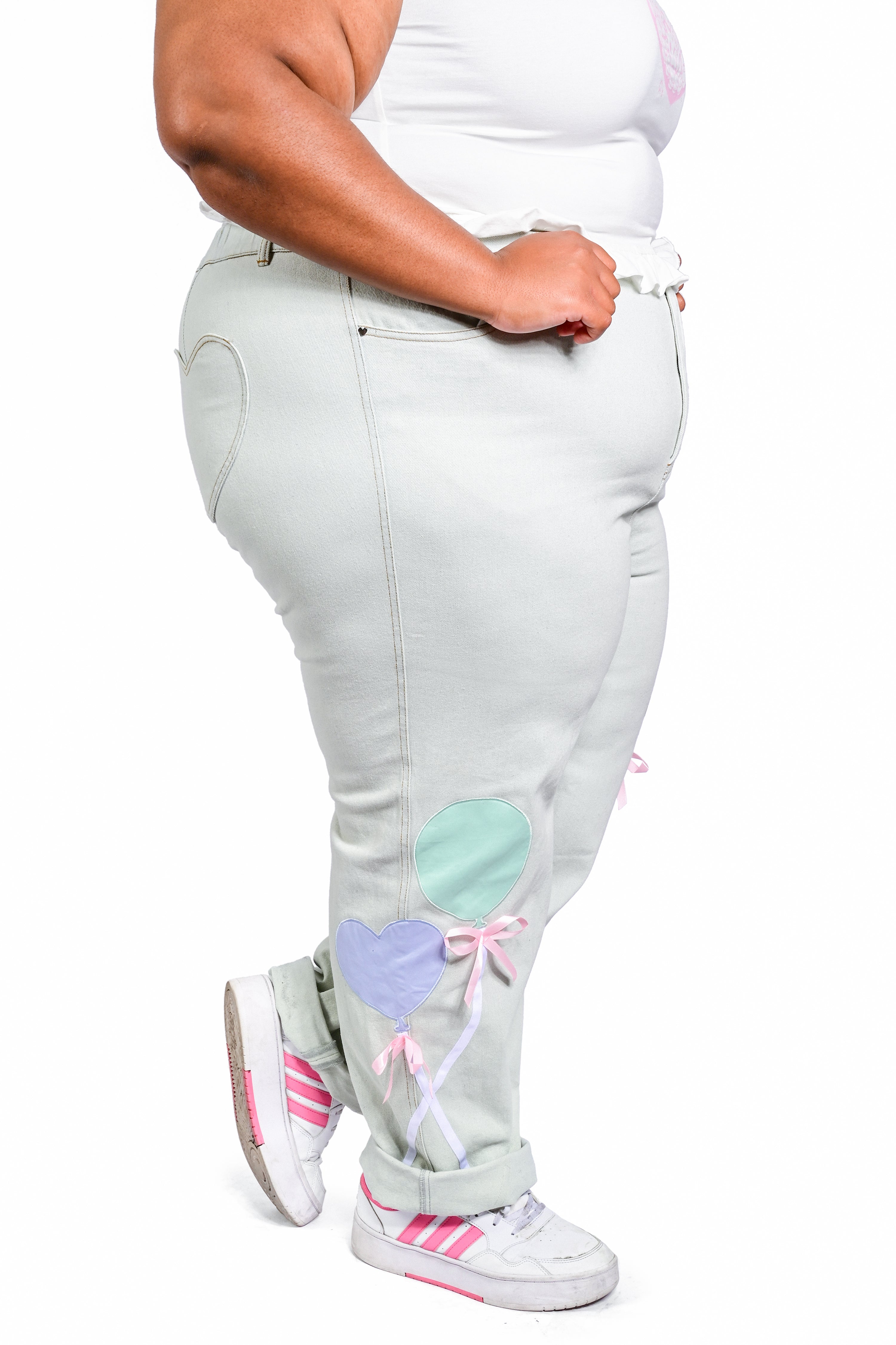 Bailee Balloon Jeans - L-3X left!