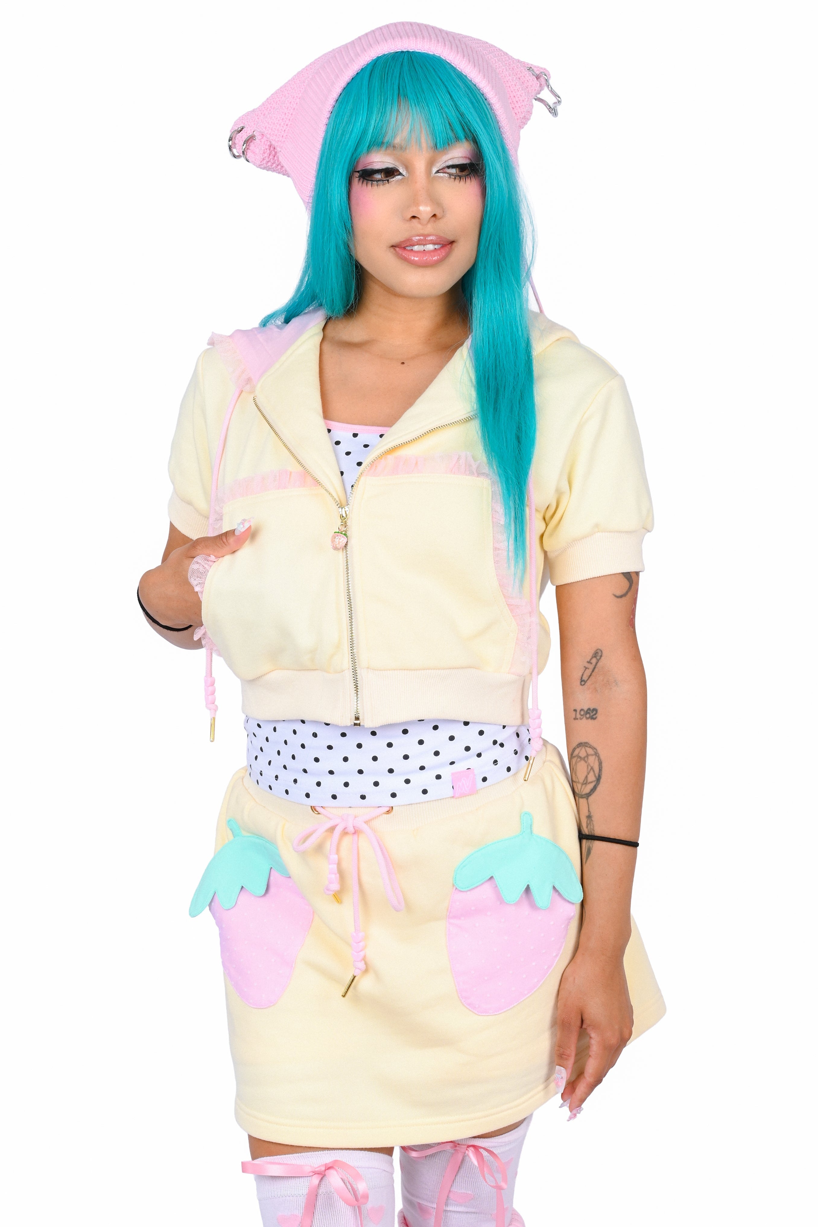 Strawberry Short-Sleeve Cropped Hoodie – My Violet