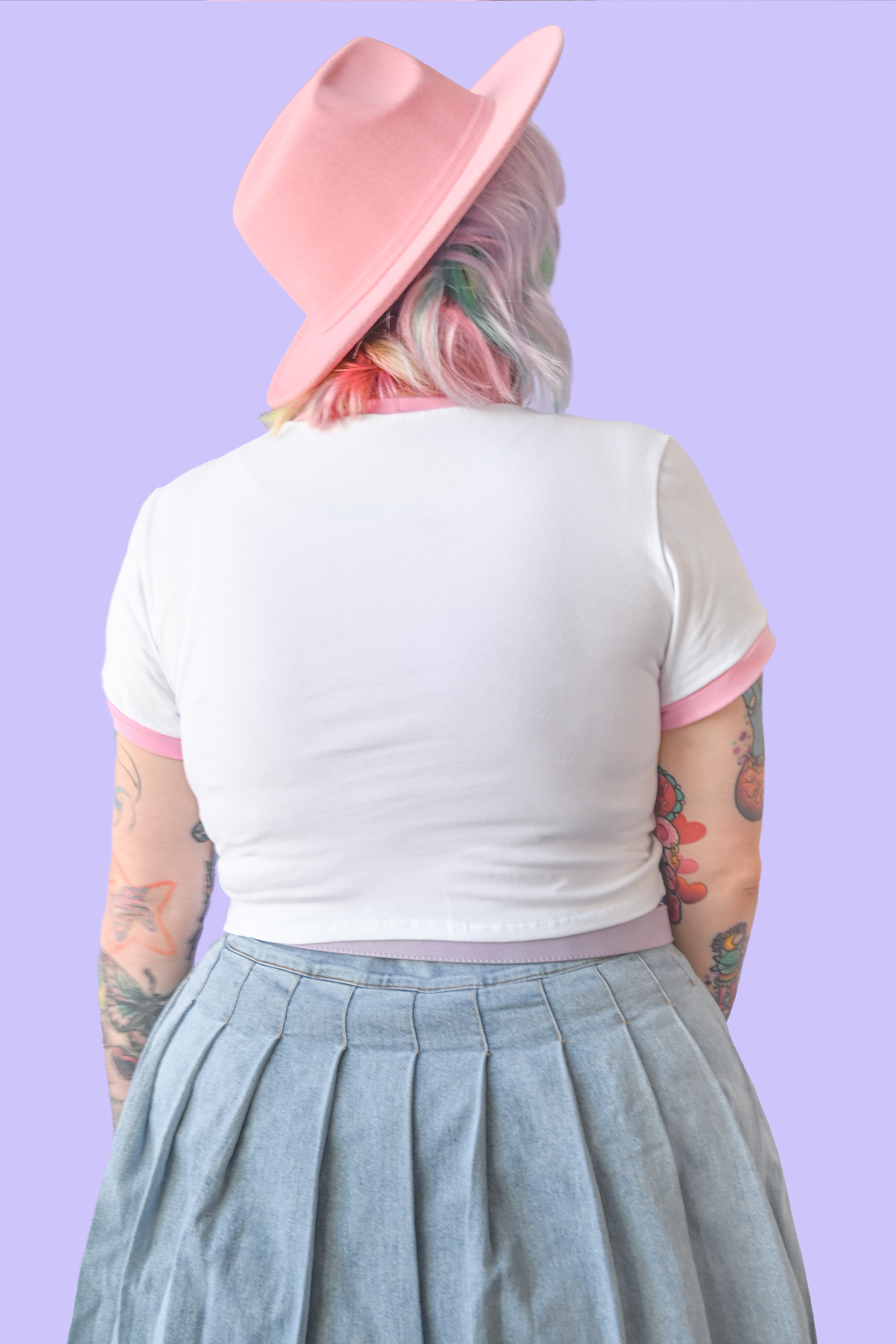 White cropped tee with pink collar and sleeve detail