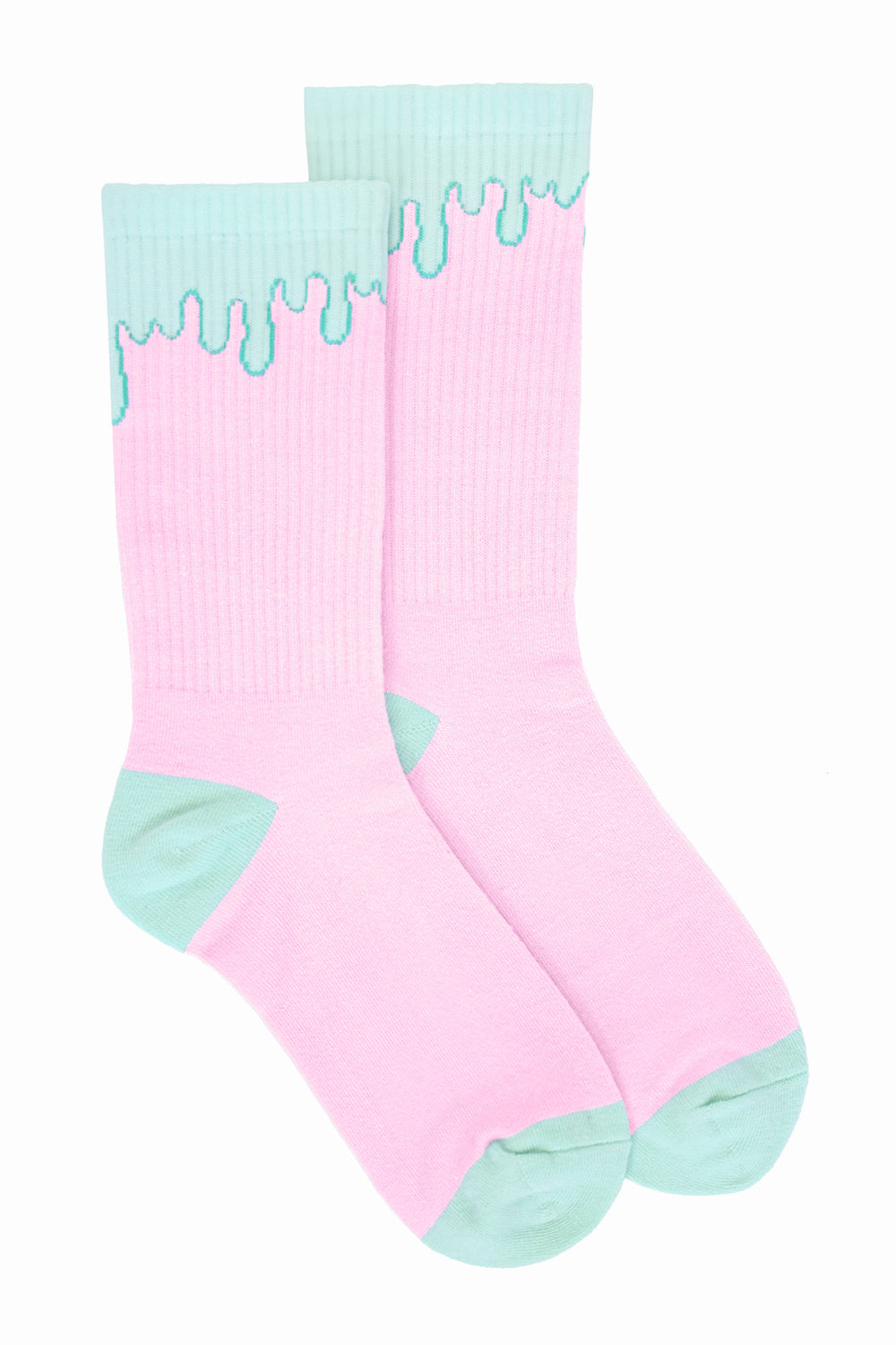 violet basketball shoes